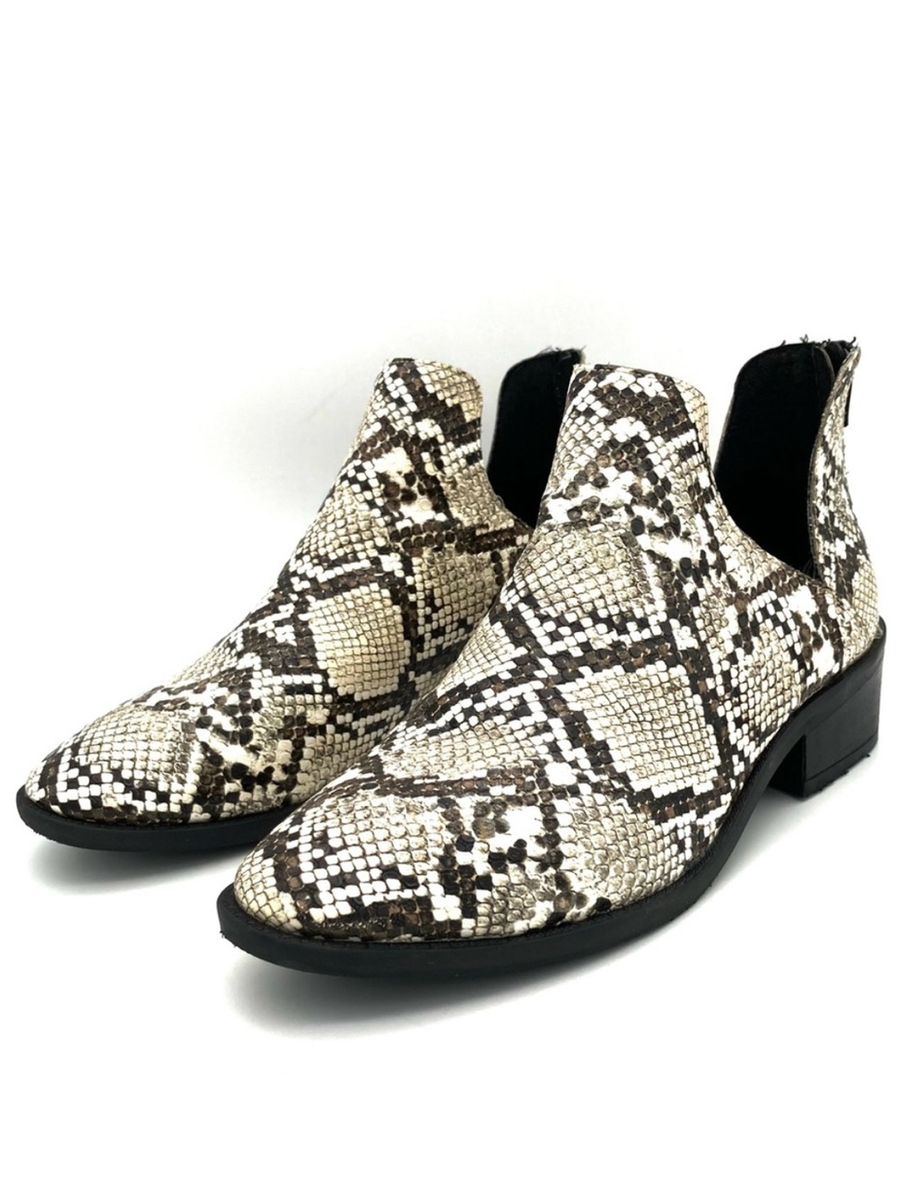 Steve Madden Laramie Snakeskin Booties Women’s Size 7.5 Block Heel Back Zip Goth